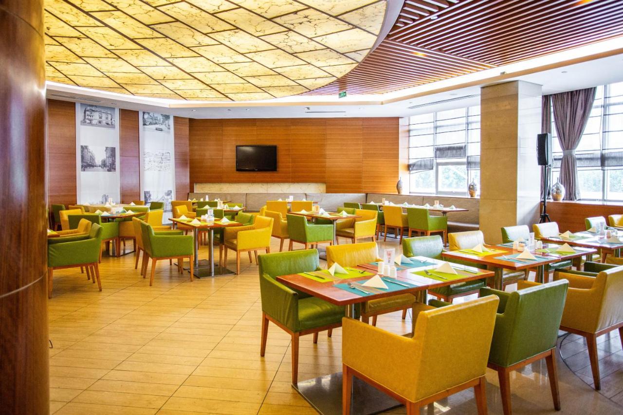 Radisson Hotel Tianjin Aqua City Екстериор снимка