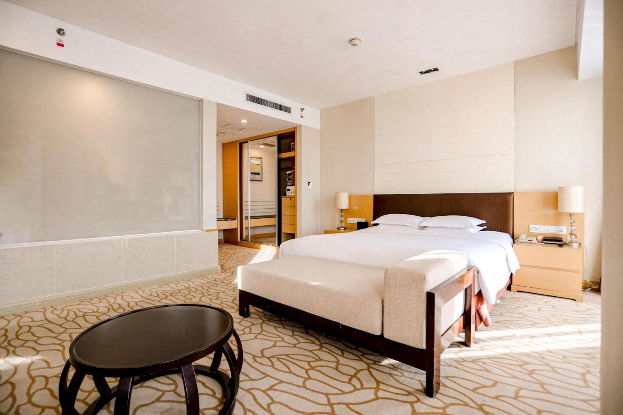 Radisson Hotel Tianjin Aqua City Екстериор снимка