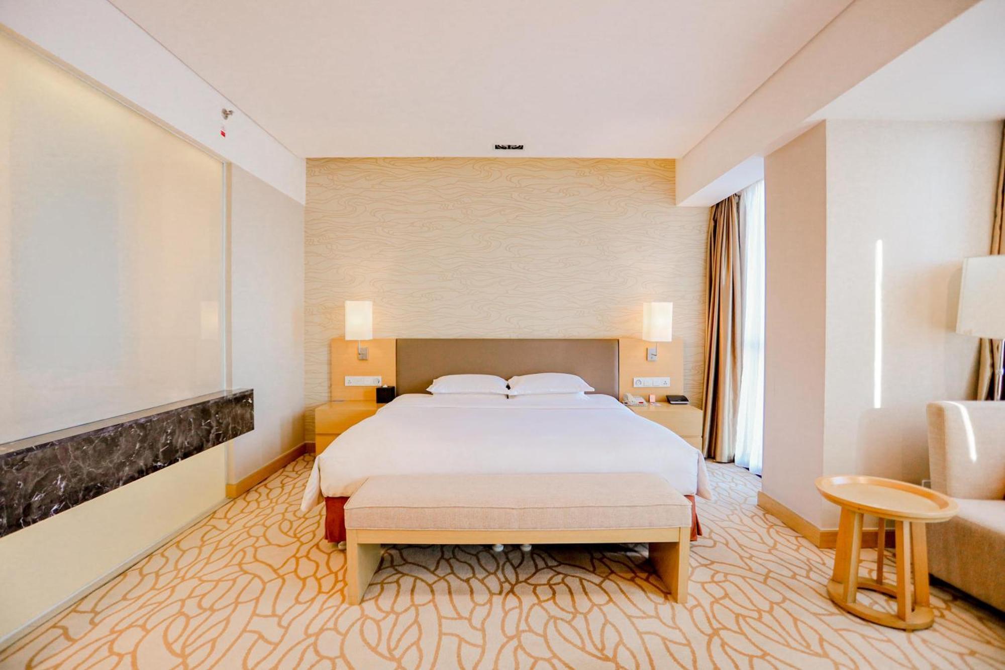Radisson Hotel Tianjin Aqua City Екстериор снимка