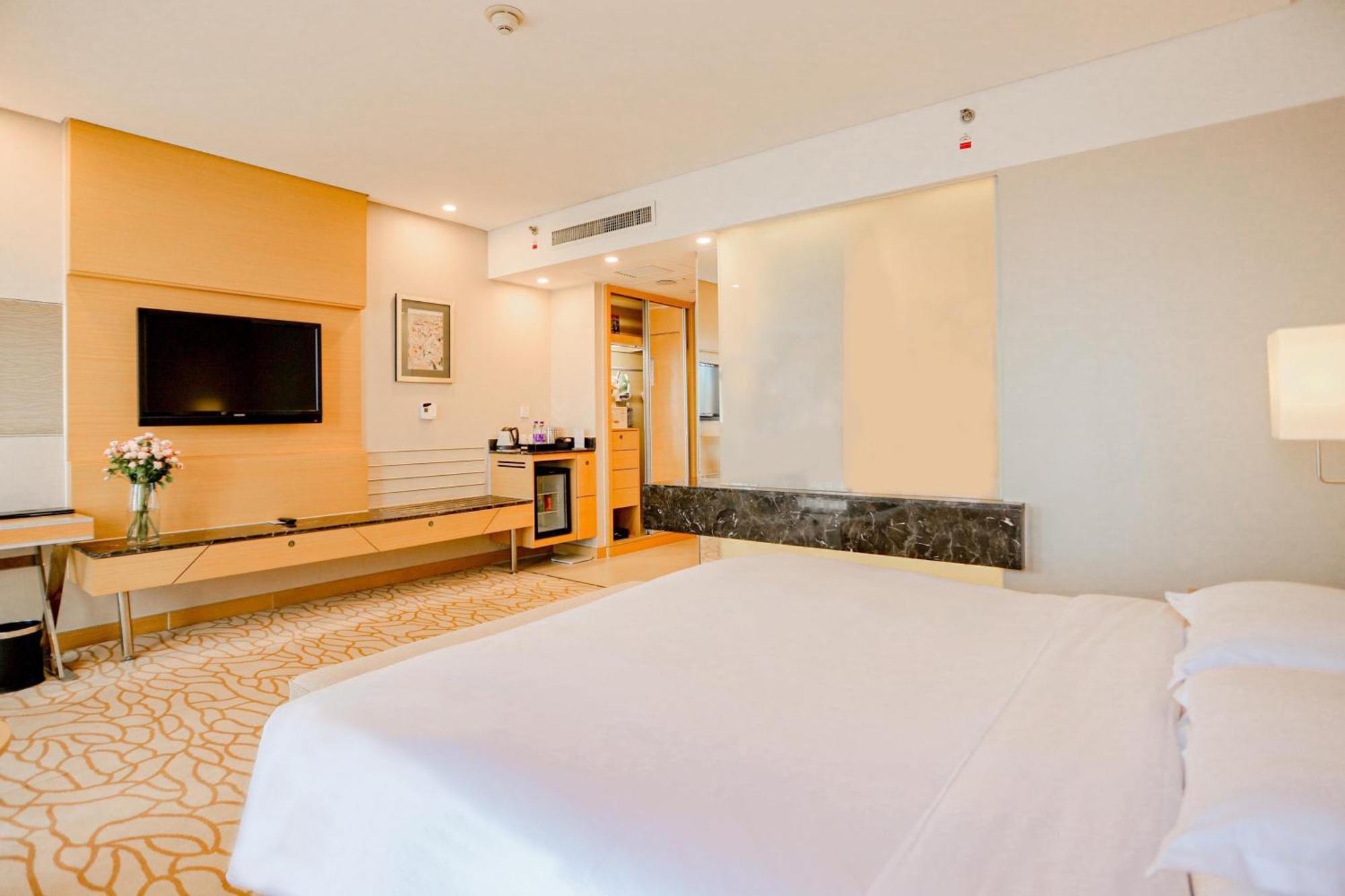 Radisson Hotel Tianjin Aqua City Екстериор снимка