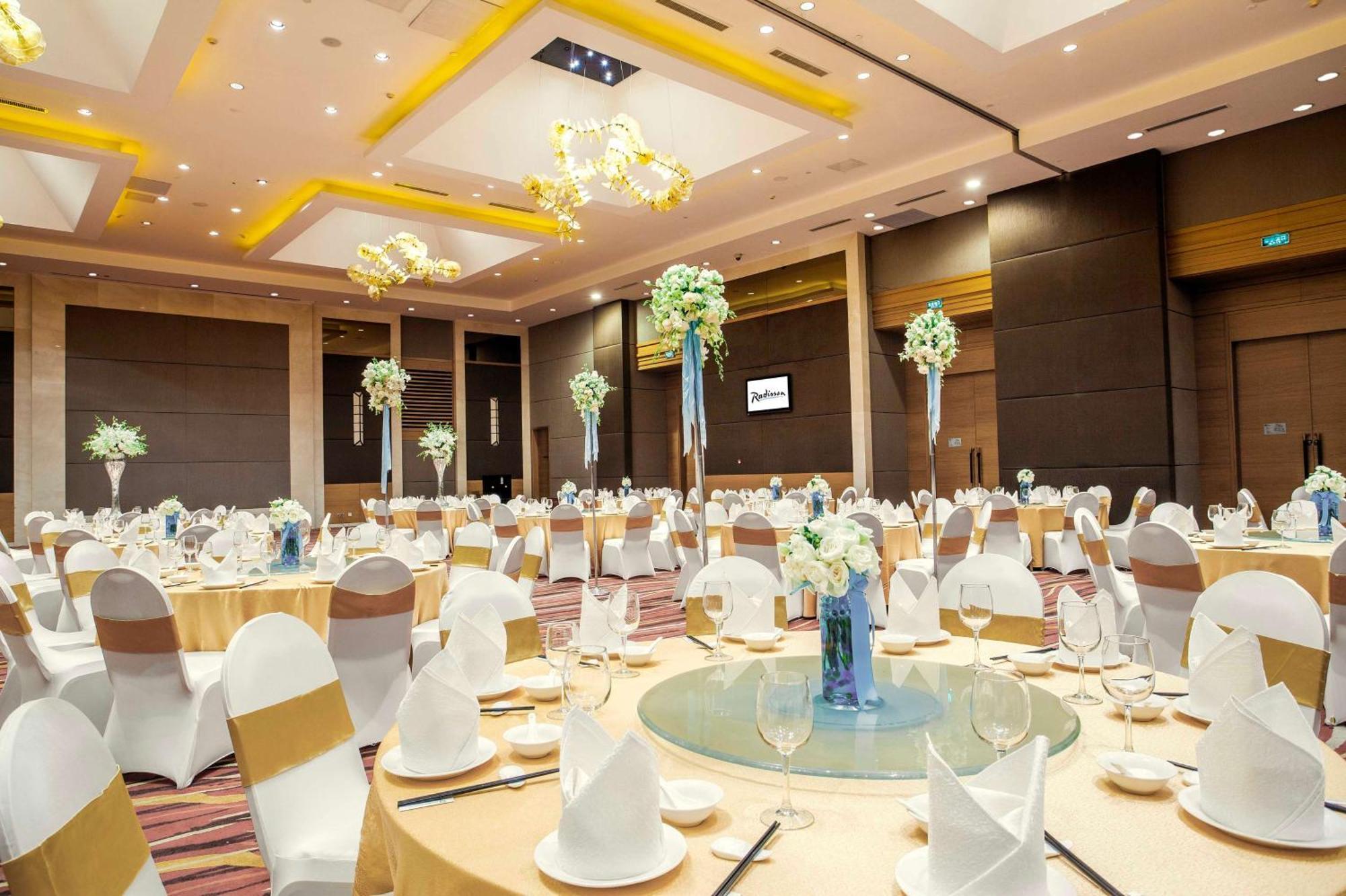 Radisson Hotel Tianjin Aqua City Екстериор снимка