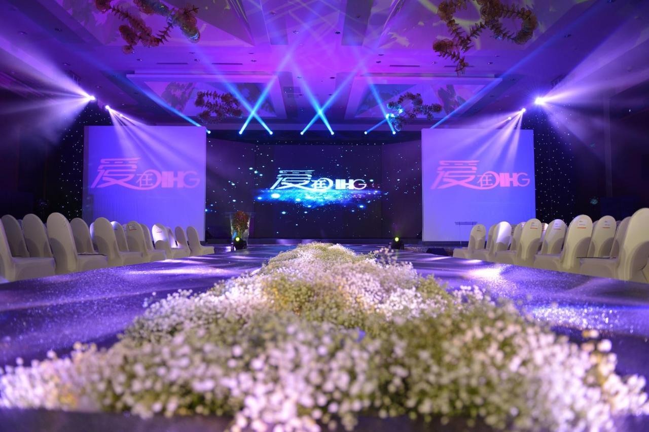 Radisson Hotel Tianjin Aqua City Екстериор снимка